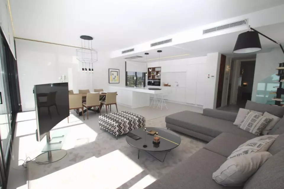 Residencial Bellavista in San Miguel de Salinas - eksteriør foto 1
