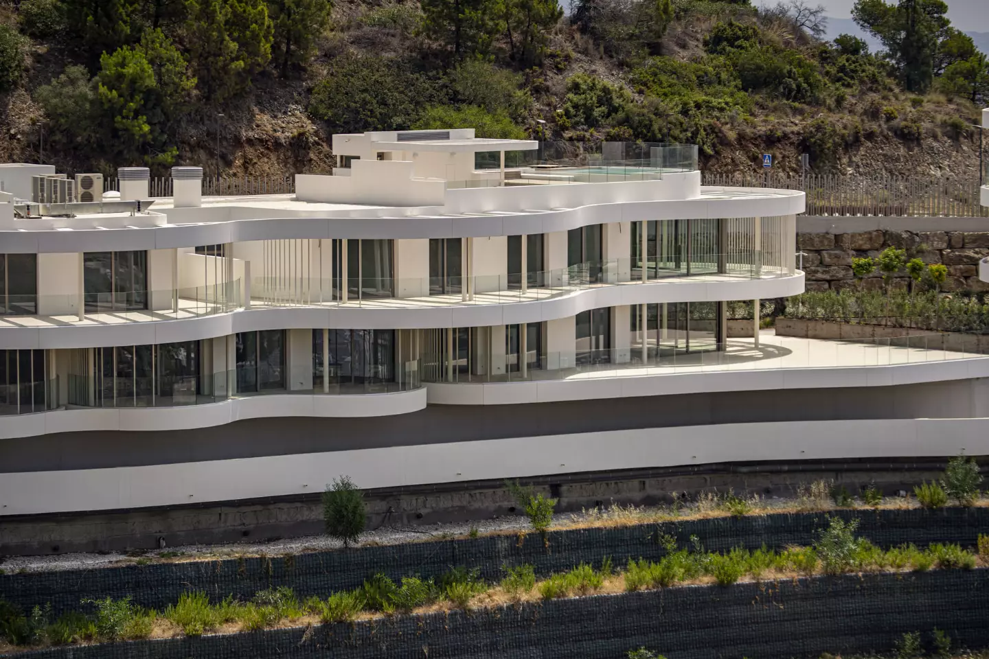 The View Marbella in Benahavís - exterior foto 1