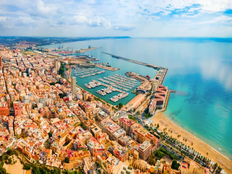 Nybyggeri in Alicante (Alacant)